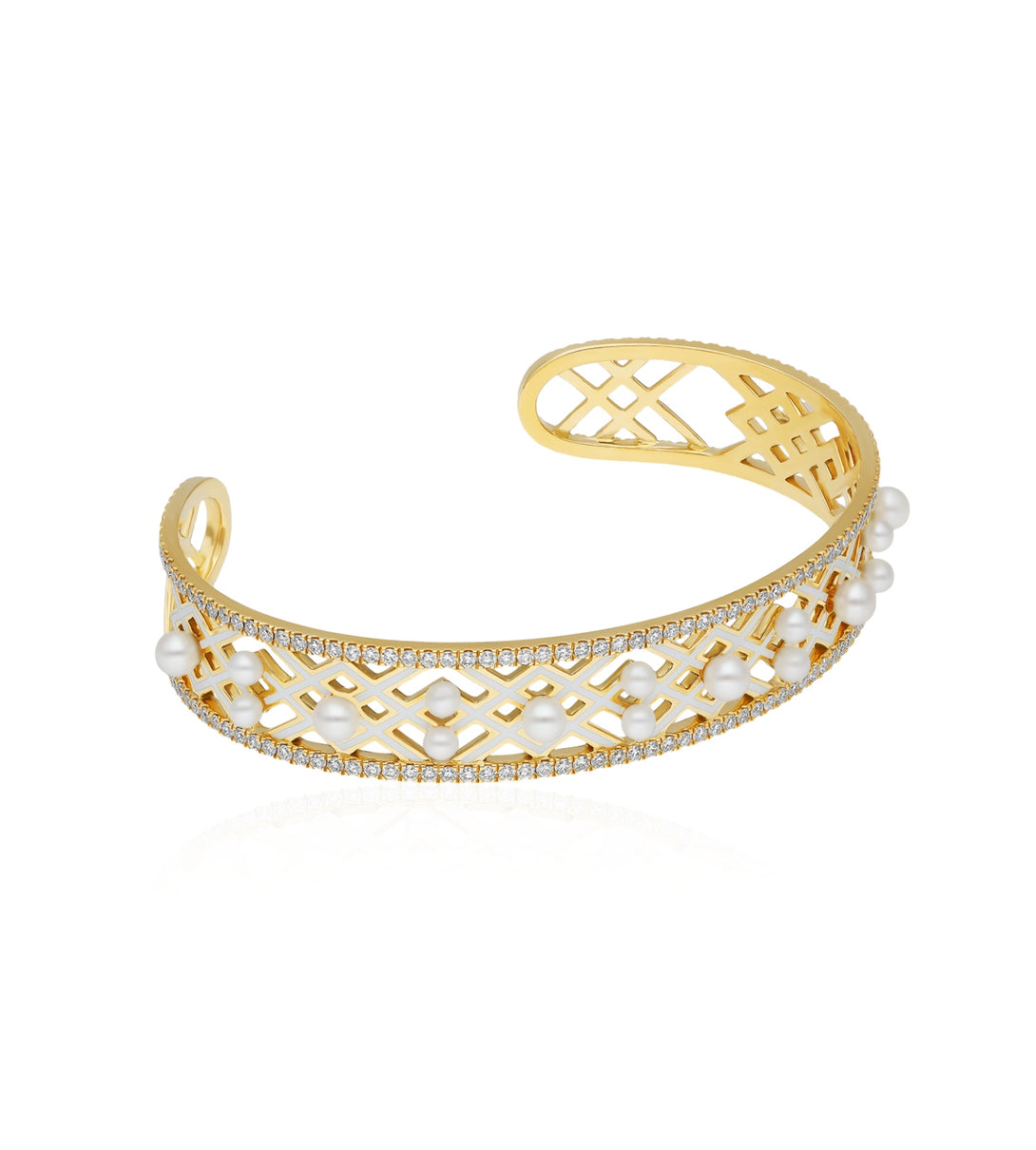 White bangle | Al Fardan Jewellery