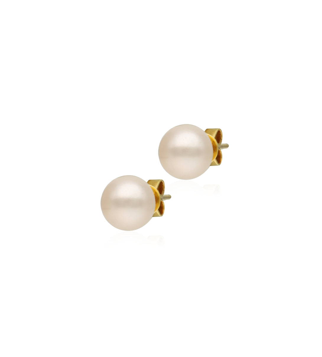 Pearl earrings | Al Fardan Jewellery pearl