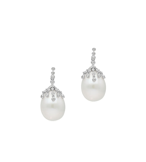 Luma White Earrings