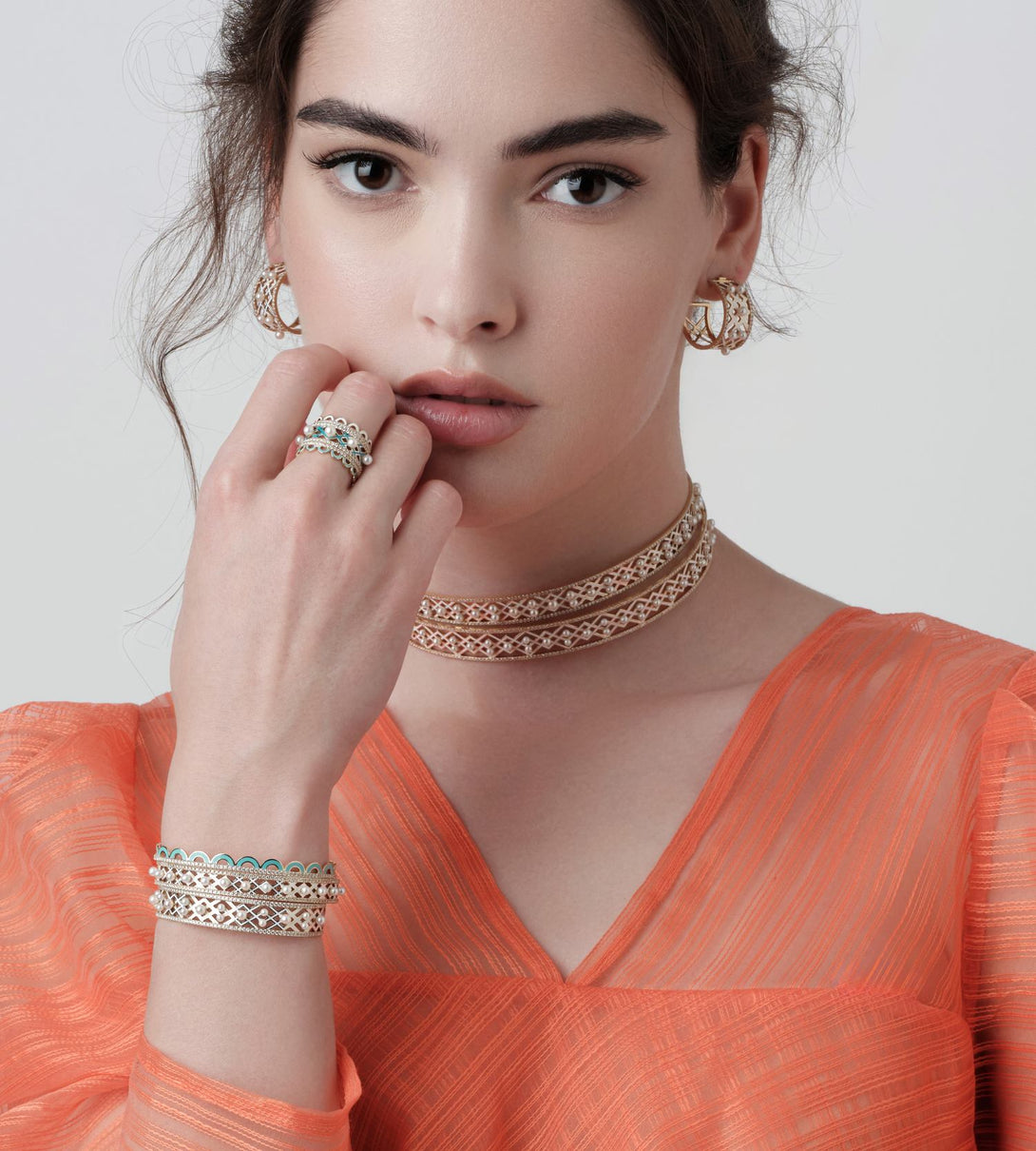 Alma Aqua Dome Bangle | Al Fardan 